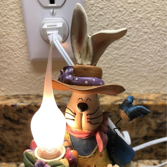 Primitive Style Light - Spring Bunny Easter - Picture 2 of 12